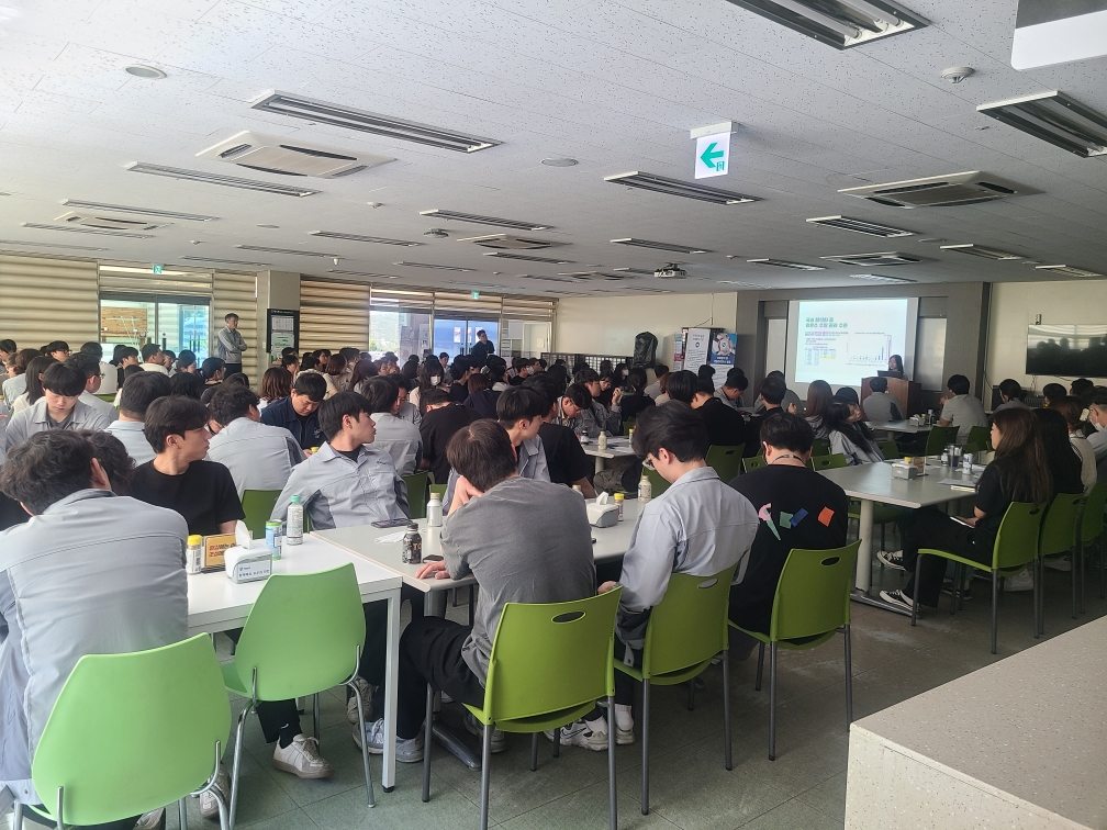 1공장 환경교육 사진.jpeg